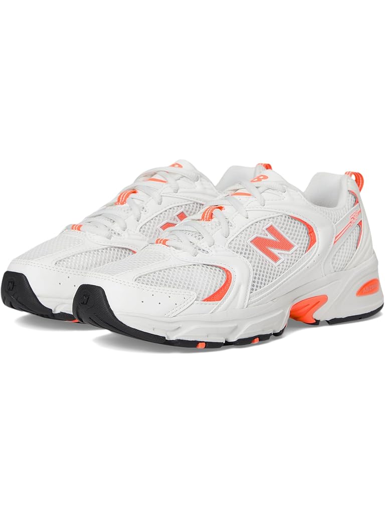 White New Balance 530