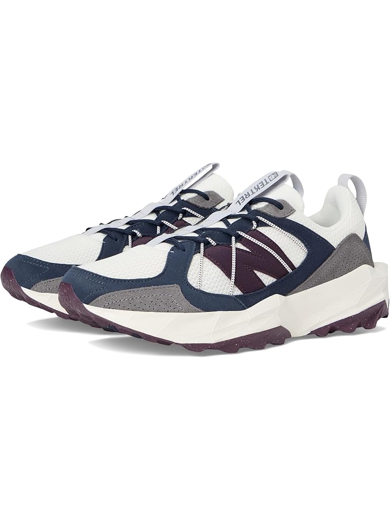 Black New Balance Tektrel